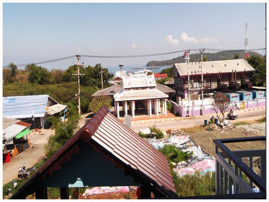 Sichangstyle Resort Koh Sichang Exterior foto