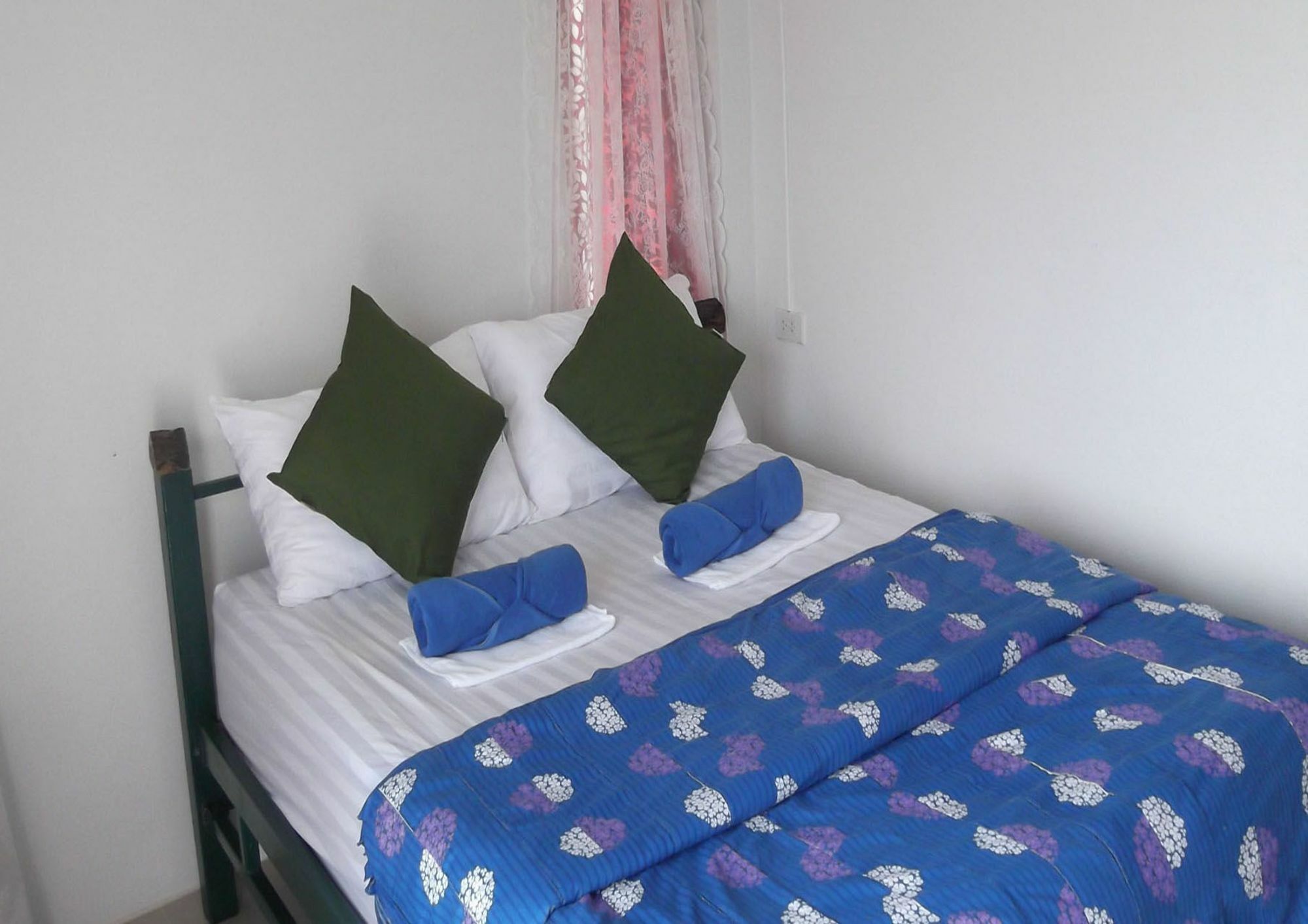 Sichangstyle Resort Koh Sichang Exterior foto