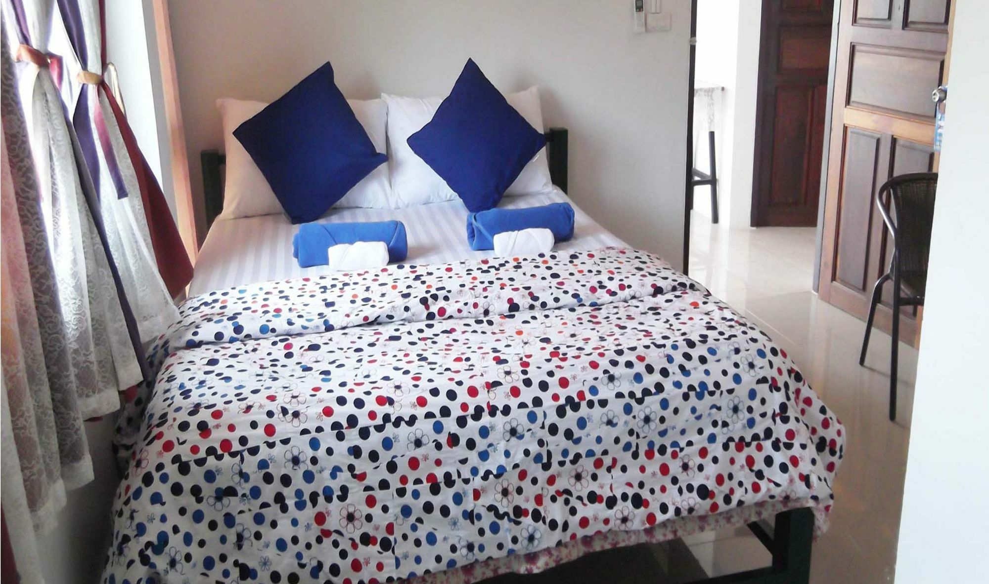 Sichangstyle Resort Koh Sichang Exterior foto